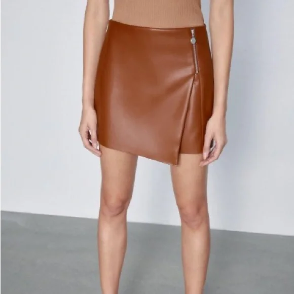 Zara leather color faux leather shorts skort NWT